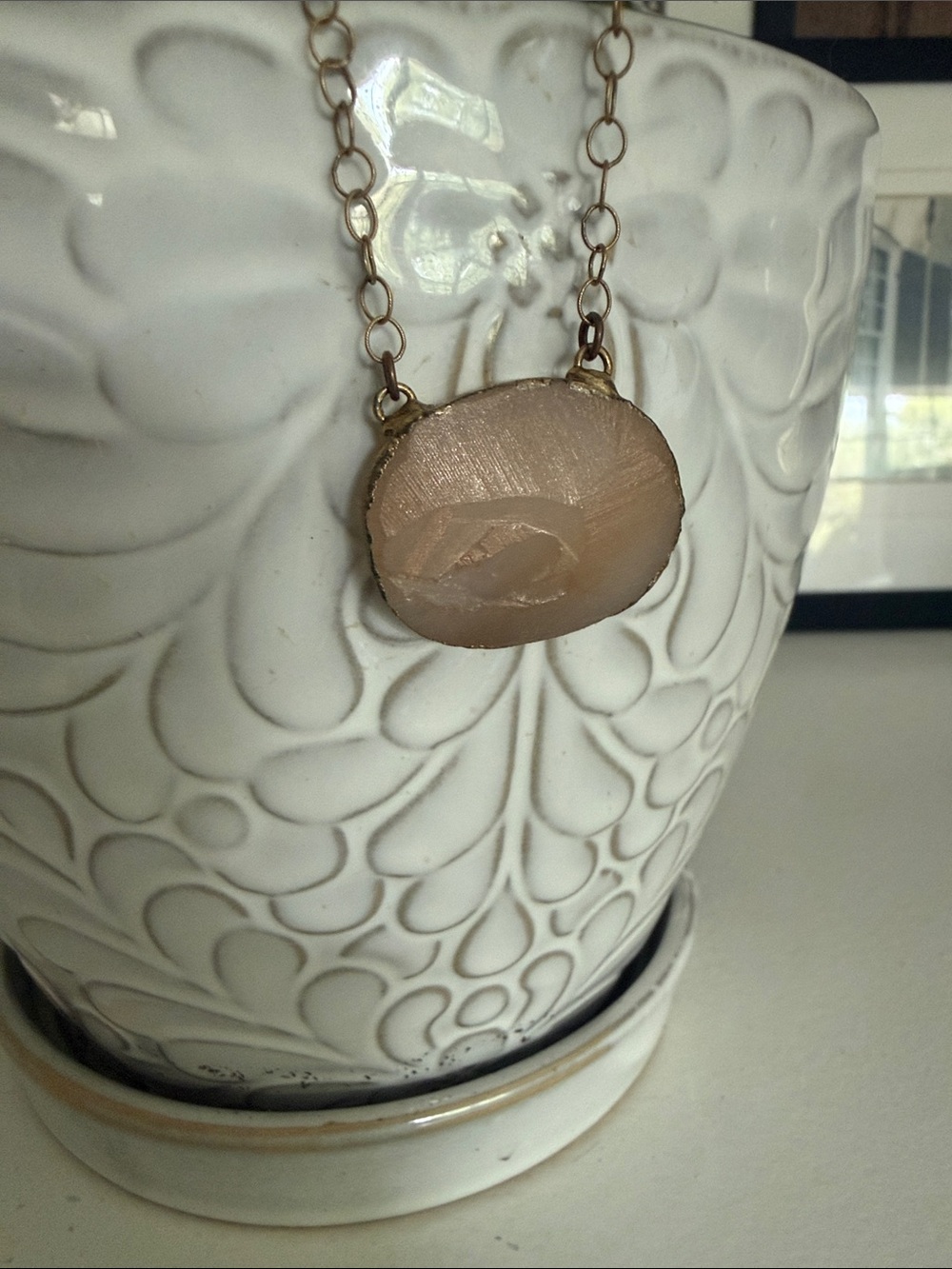 Champagne Druzy Quartz Pendant on Circle Link Goldtone Chain - Picture 4 of 10